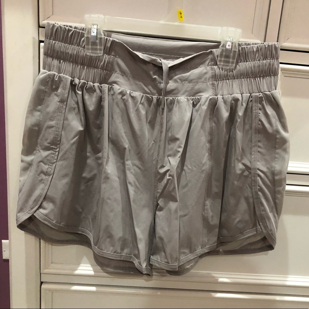 Balance Athletica “breeze” short